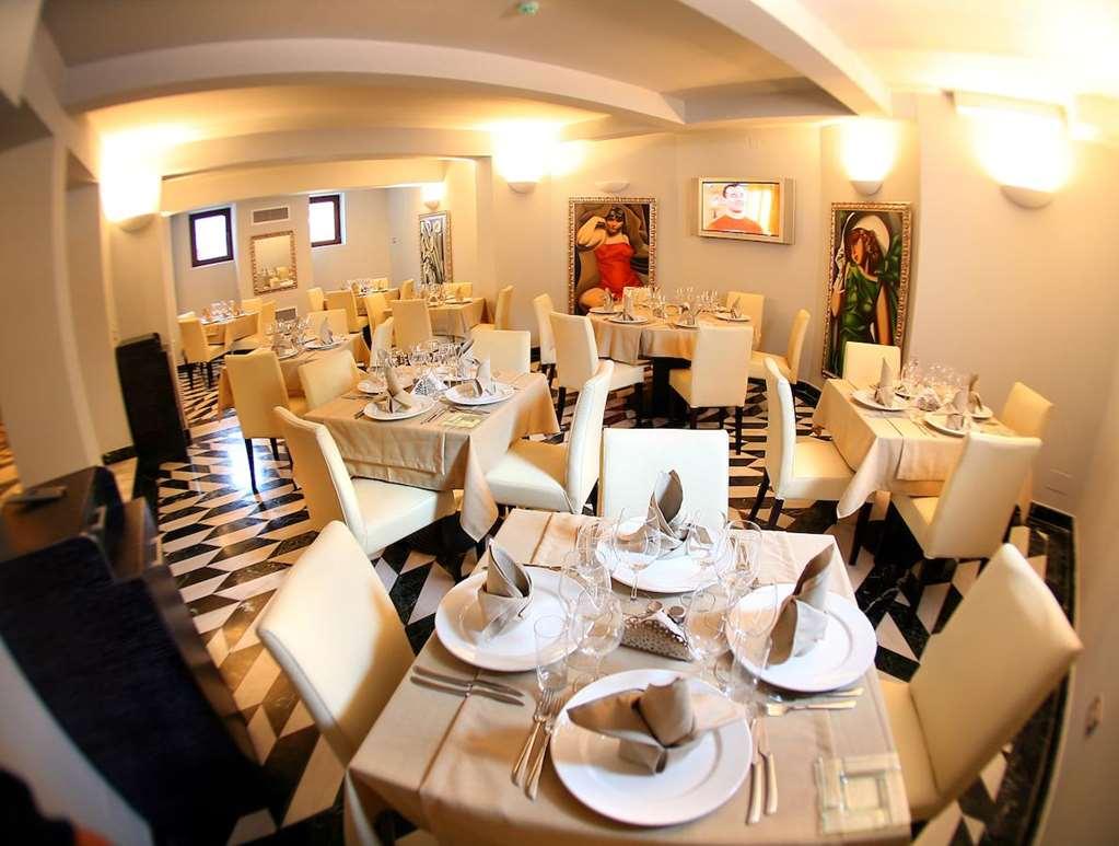Vigo Hotel Ploieşti Restaurant photo