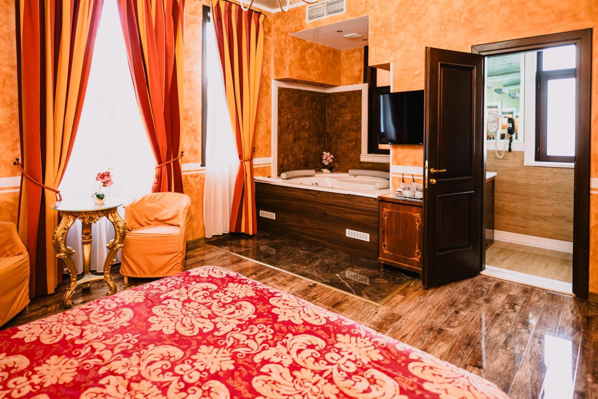 Vigo Hotel Ploieşti Extérieur photo