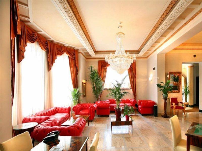Vigo Hotel Ploieşti Extérieur photo