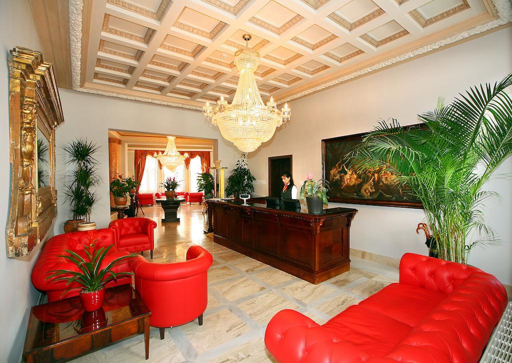 Vigo Hotel Ploieşti Intérieur photo