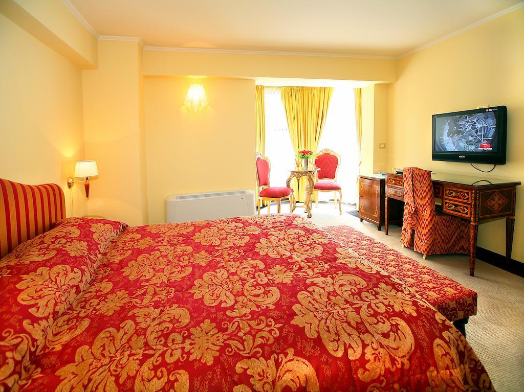 Vigo Hotel Ploieşti Chambre photo